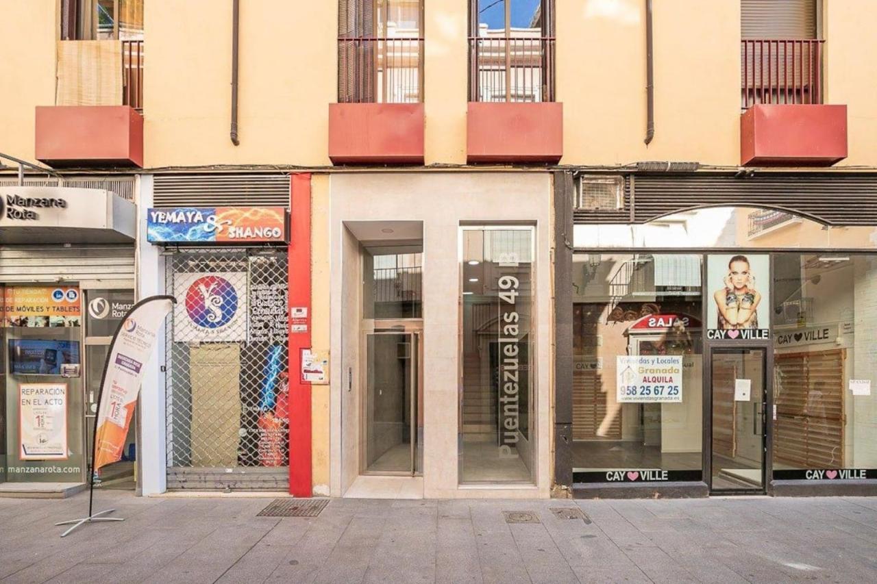 Modern Apartment In The Heart Of غرناطة المظهر الخارجي الصورة